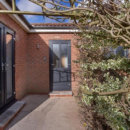 The Luxury Potting Shed With Free Parking! Leilighet York Eksteriør bilde