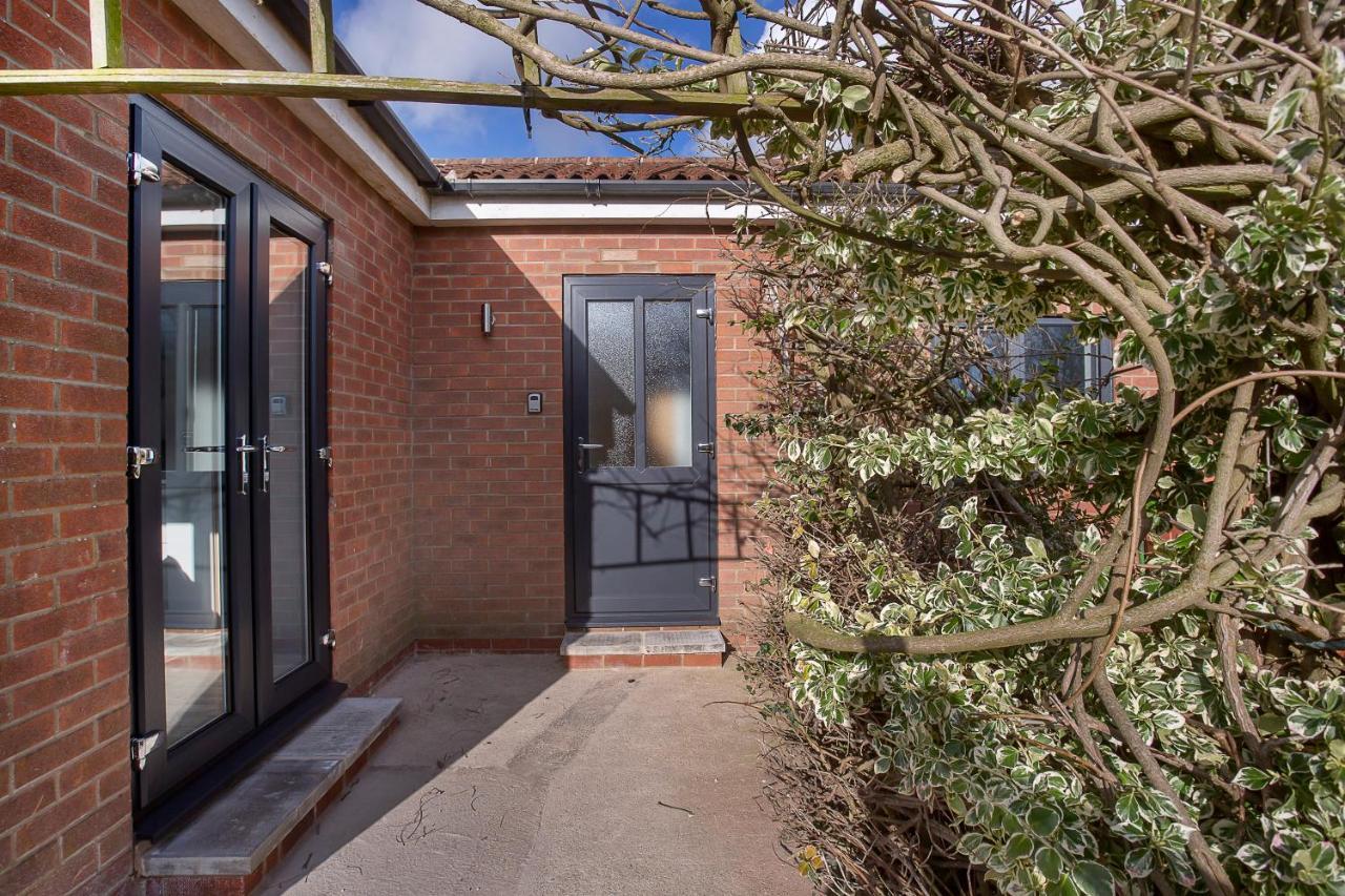 The Luxury Potting Shed With Free Parking! Leilighet York Eksteriør bilde